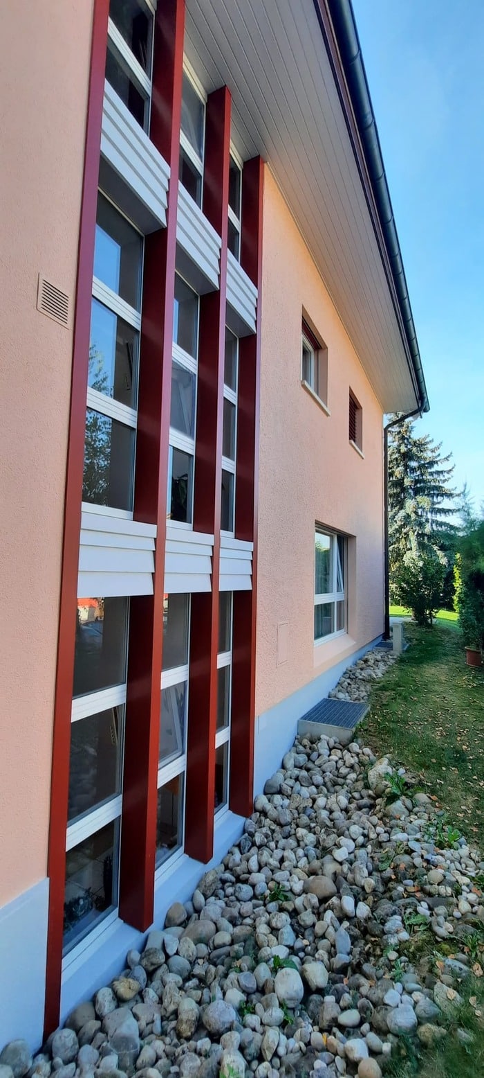 Rénovation de façade par Madéco Peinture dans le canton de Fribourg