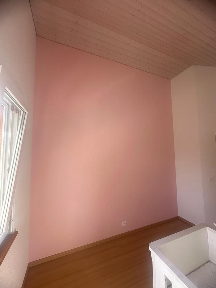 Mise en couleur de murs par Madéco Peinture à Fribourg