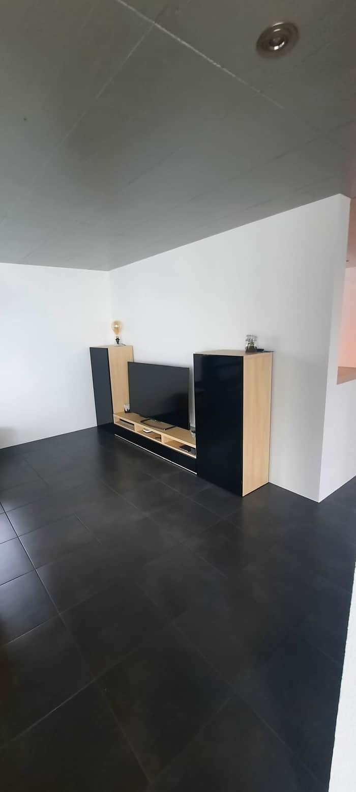 Peinture intérieure réalisée par Madéco Peinture dans le canton de Fribourg