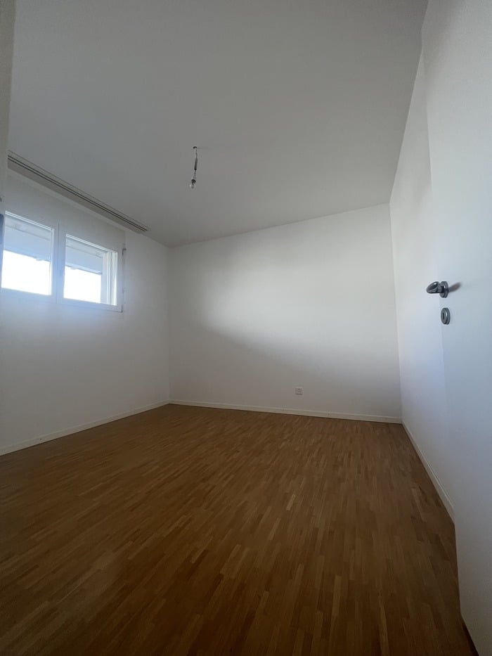 Peinture intérieure réalisée par Madéco Peinture dans le canton de Fribourg